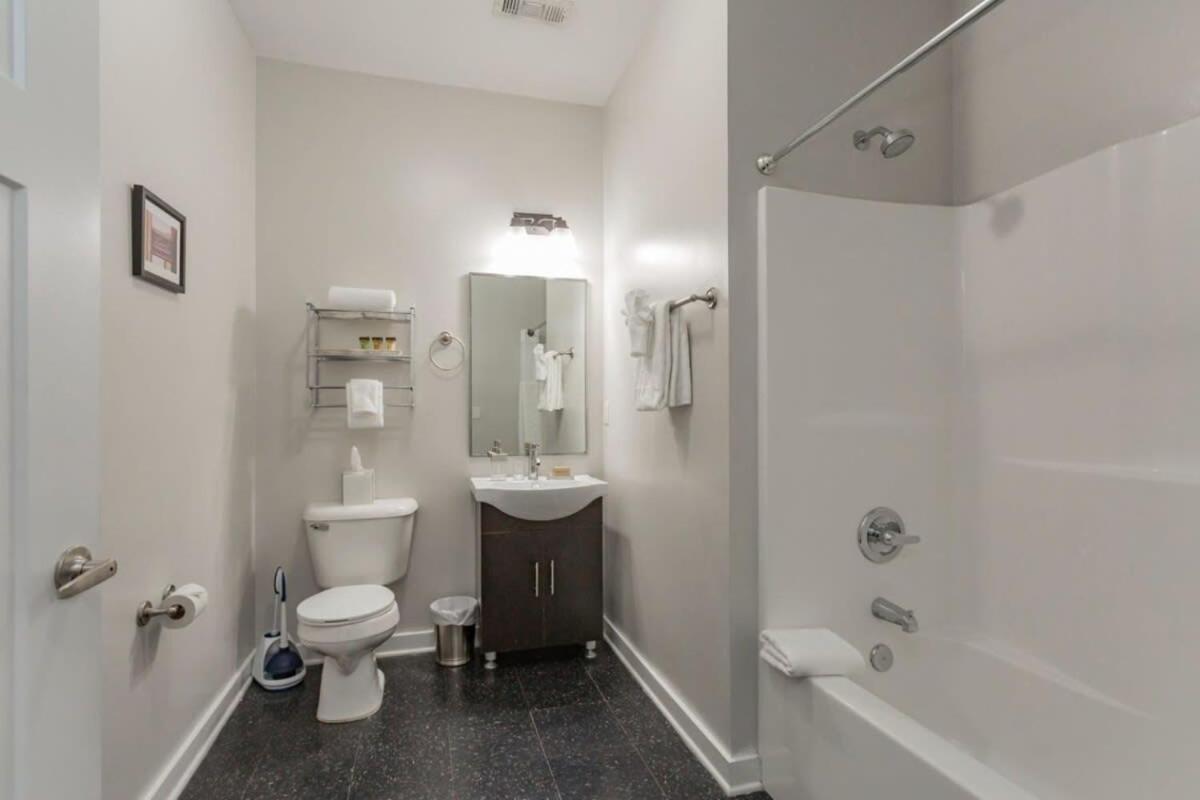 Cozysuites Musicrow Astonishing Studio With Free Parking 38 Нашвілл Екстер'єр фото